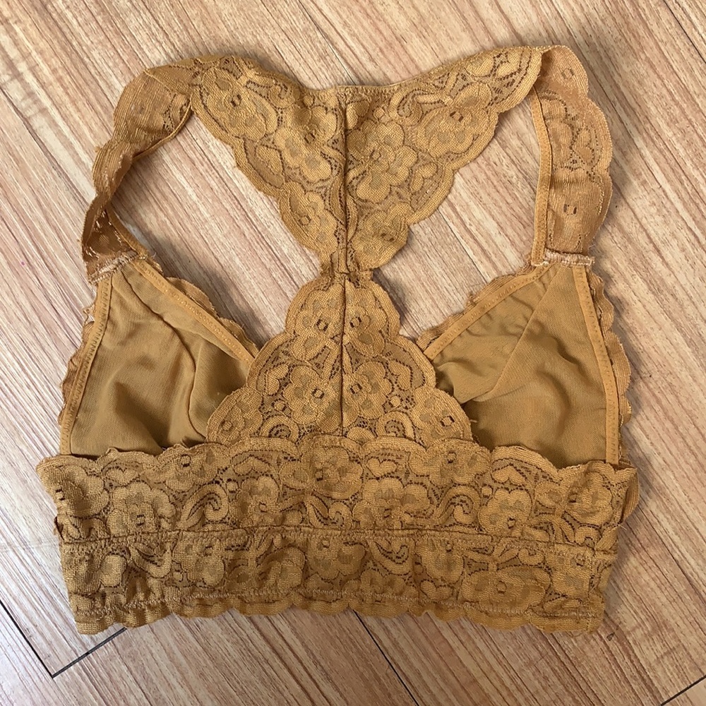 Bralette Bundle - image 6